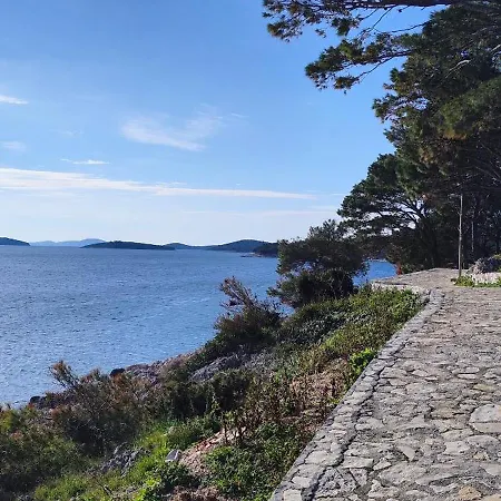 Perica Διαμέρισμα Tisno